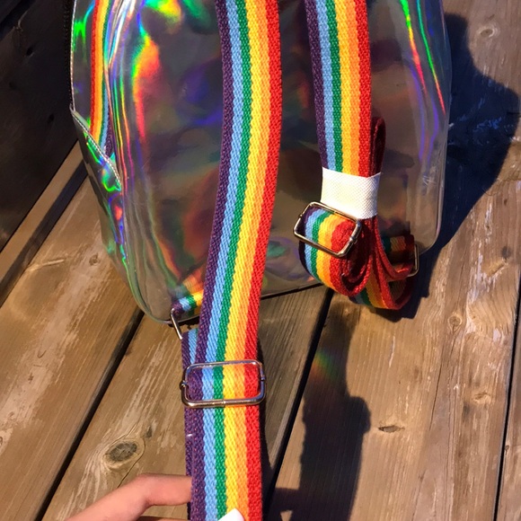 A bag - Picture 5 of 5